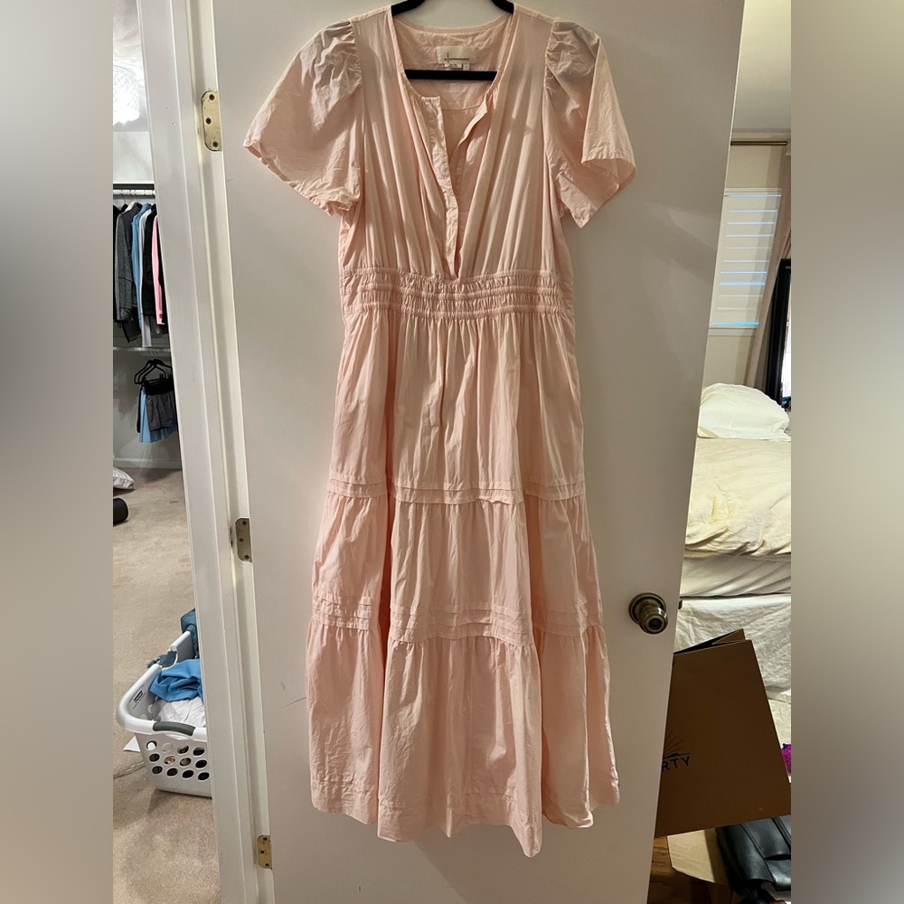 Anthro Somerset dress. Size L. Peach